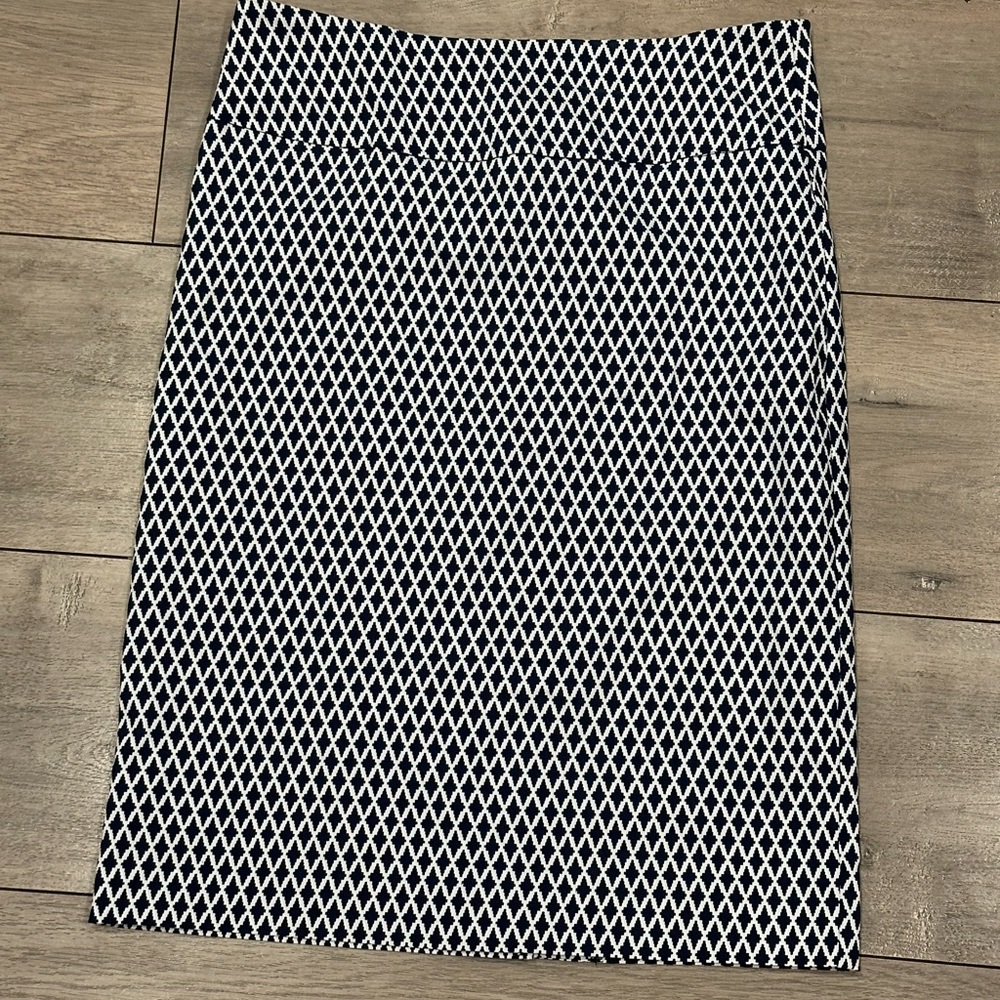 Geometric print pencil skirt sz S